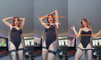 Mika Slowana Onlyfans İfşa videoları voll 18 Posteri