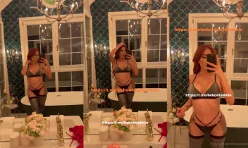 Mika Slowana Onlyfans İfşa videoları voll 24 Posteri