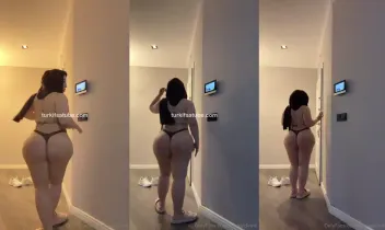 Hazal Kılınç (hazaaldinmi) Onlyfans ifşa videoları voll 3 Hazal Kılınç (hazaaldinmi) Onlyfans ifşa videoları voll 3 Posteri