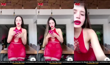 Kız kardeşler Anal Seks Yaparken Çıplaklar Posteri