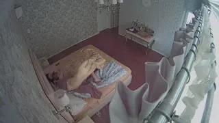 Banka Müdürü Abimiz  Sabah Uyanıp Duşunu Alıp Azgınlık Başa Vurunca Karısına Bir Posta Atıyor  