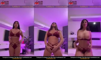 Talim Talin Yavaşça soyunup götüne dildo soktu Posteri