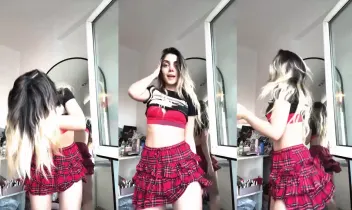 Büşra Mercan instagram abonelik ifşa videoları Part 18 Posteri