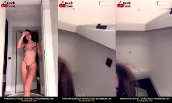 Çiçekli iç çamaşırlarıyla canlı yayın yapan Celine Posteri