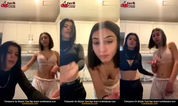 Ceyda Sevim, Live Tangolive Yayınında Normal Videoyu İfşa Ediyor Posteri