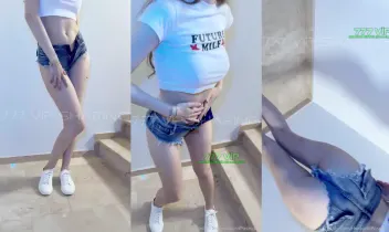 Fansly de video paylaşan türk kızı HeraandPoseidon yeni ifşa videoları part 7 Posteri