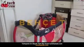 Emine Çoşkun Youtube 121. Bölümde Sakso Posteri