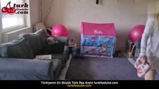 Emine Çoşkun Açıklamayı Paylaşan Youtube Part 93 Posteri