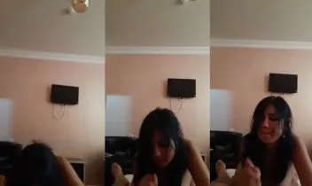 Hatunu Otele Atmış  