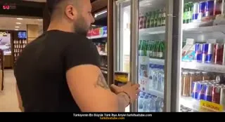 Hira helis manitayla buluştu, seks için otele gitti Posteri