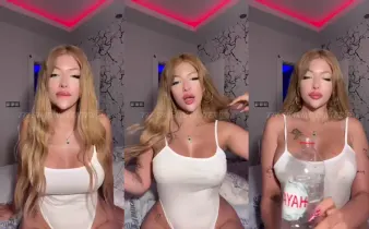 HelloDespina ifşa videoları part 22 Posteri
