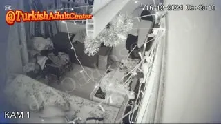 İstanbul Tarlabaşı Odada sikiş 3 Part 5  