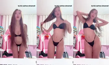 Kardelexuwu Onlyfans İfşa Videoları Part 163 Posteri