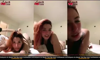 Laliberta'nın ifşa edici fotoğraflarının yanında kibirli kıskançlıktan dolayı amcasını gizlemesi Posteri