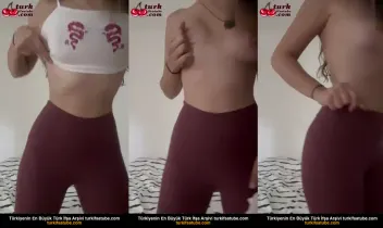 Lilithskids Kıyafetlerini Yavaşça Çıkarıyor  