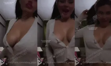 Ebru Polat Onlyfans 6000$ değerinde ppv videoları part 5 Posteri