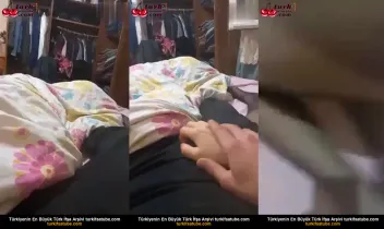 Sarhoş Porno İçirip Gözlerini Bağladı, Çorabını Yiyen Kadın Posteri