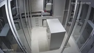 Şarışın giyinme odasında çırılçıplak Part 16  