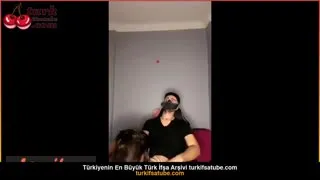 Sena, çığır açan bir şekilde çıplak bir şekilde sınırlama yapıyor Posteri
