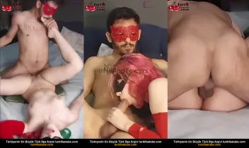Çıplak Sevişme Nilandtowers'te Ateşli Sikiş Posteri