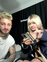 Stripchatte Eslife isim ile yayın yapan türk çiftin harika ifşa videoları part 23 Posteri