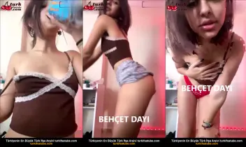Genç kız canlı gösteri izlerken Amelya'nın tango seansı Posteri