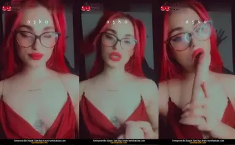 Tango Ayda Seks Oyuncağının Arkasında İplik Posteri