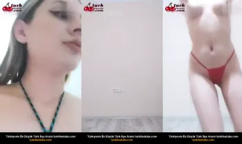 Tango, kandırarak çıplak bir şekilde dans ediyor Posteri