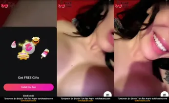 Eko Tango, seksi bir şekilde ablasını kandırarak amcığını ovaladı Posteri