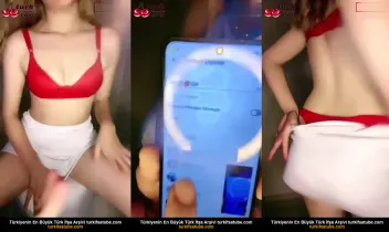 Tango Melis Görüntüleri Ortadan Kaldırıp Oral Yapıp Penisine Sıkdı Posteri