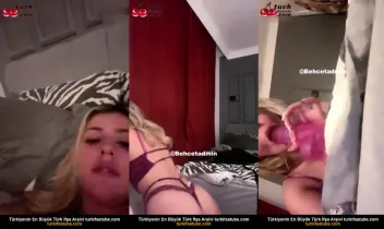 Ateşli Kız Sakso ile Tatmin Oldu Posteri