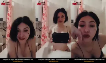 Kadının Küvet Su İfşası: Seksi Tango Dansı  