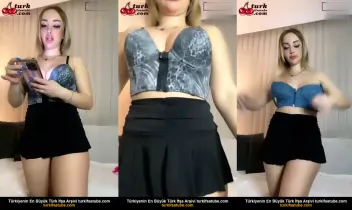 Canlı Yayında Çıplak Göğüs Dekolteli Tango Su Ifşa  