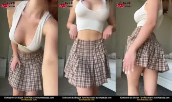 Türk Bayanın Çıplak Venerası  