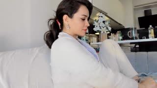 Fotomodel Zeynep StripChat ifşa videoları part 14 Posteri