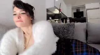 Fotomodel Zeynep StripChat ifşa videoları part 34 Posteri