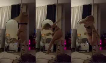 Kardelex (Kardelexuwu) Onlyfans ifşa videoları part 40 Posteri