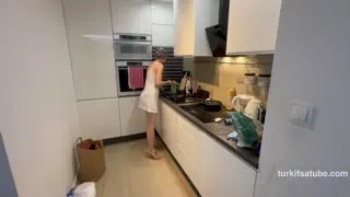 Çiğdemle Hayat Patreon ifşa - Hem Temizlik, Hem Cazibe… Mutfakta Benimle Ol ❤️🧼🧽 Posteri