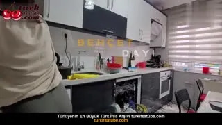 Zeynep Tümbek'in Çıplak Kardeşi Katılımcısı 10. Youtuber Videoyu Gösteriyor Posteri