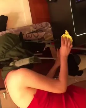 Evooli Porno kategorisi