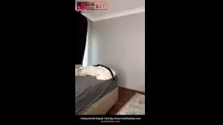 Seksik sakin, yalanlar ve gizemle çıplak kadın Ön İzleme