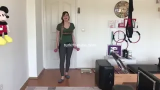Selda Ateş - 3 GÜNDE KOLLARI SIKILAŞTIRAN EGZERSİZ KOMBİNİ GELDİ Ön İzleme