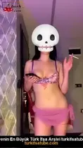 İzlemek için çıplak, seksi bir bayanın arkasını sarma Ön İzleme