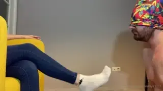 Bileklerimi kanifer gibi sik Ön İzleme