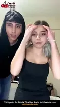 En iyi Berk pornosu ayakta duran seksi kadın Ön İzleme