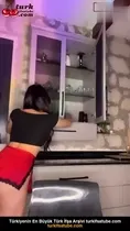 Seksli Devilina'nın Akşam Yemeği Ön İzleme