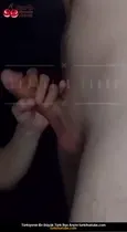 Cazibe Yarrağı Ayna İçin Çıplak Bir Şekilde Kullanıyor Ön İzleme