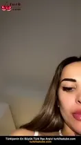 Kız kardeş şeftali yemesine izin vermiyor Ön İzleme