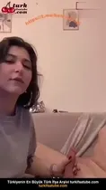 Seks Şişman Porno Ateşli Melike dalgayı ağzına aldı Ön İzleme