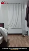 Tango Pera ifşa Tutkulu bayan özel kıyafetlerini çıplak denedi Ön İzleme
